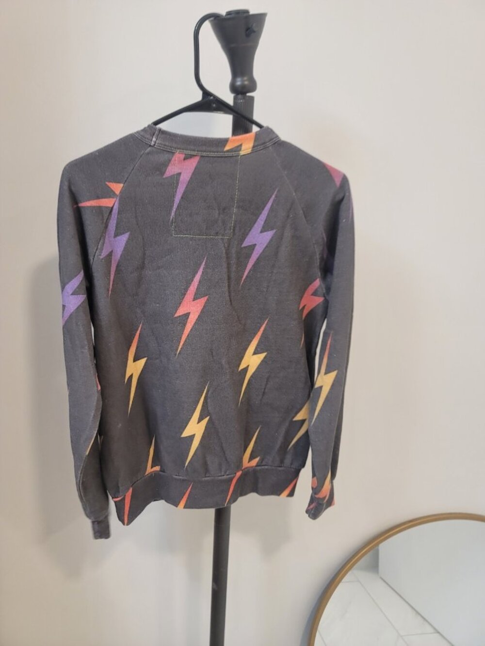 Aviator Nation All Over Lightning Bolts Sweatshirt Womens Size Xs Black Ombre - Picture 5 of 6